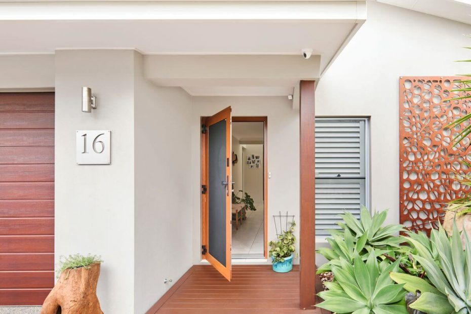 Crimsafe iQ HingedDoor 2