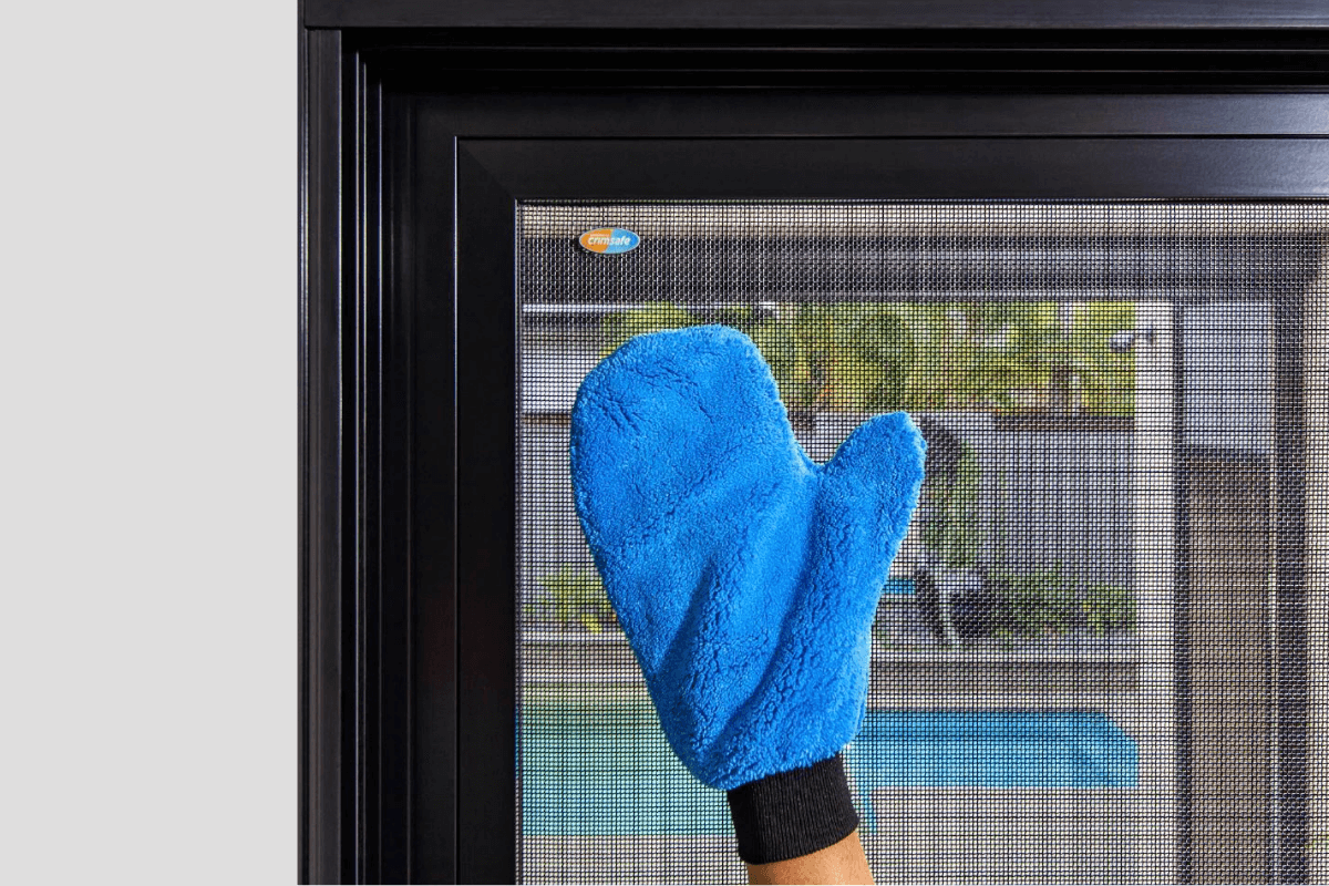 crimsafe cleaning glove